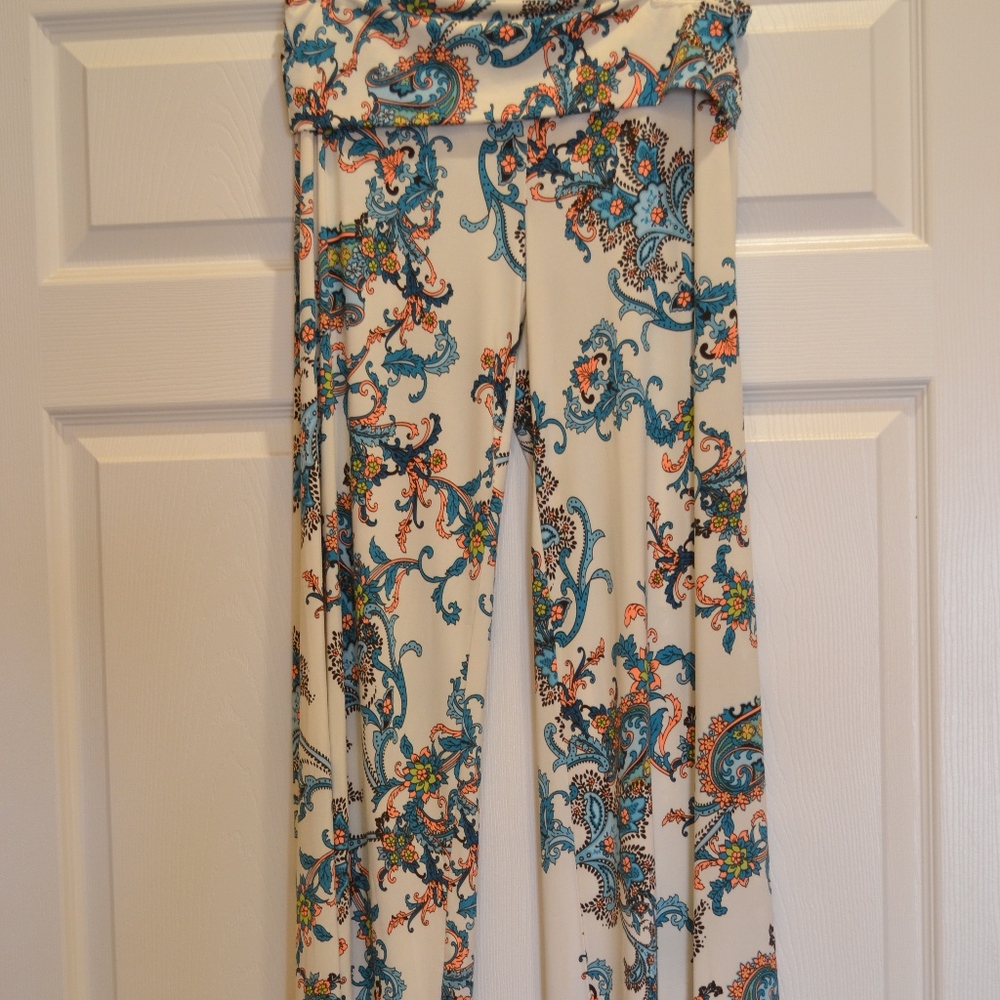Palazzo Pants in Women